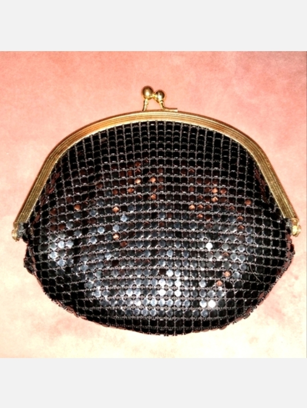 Vintage Black Enamel Metal Mesh Clutch Little Purse Snap Close Small Hinged Bag - Picture 5 of 12